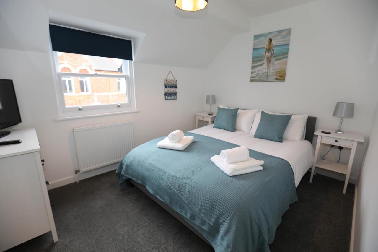 Exmouth - Apartment 2, Strand House - Modern 2 Bedroom Apartment, Perfect Location For Access To Beach & Town Centre - Sleeps 4 Guests - Hosted By Rentmyhouse Ngoại thất bức ảnh